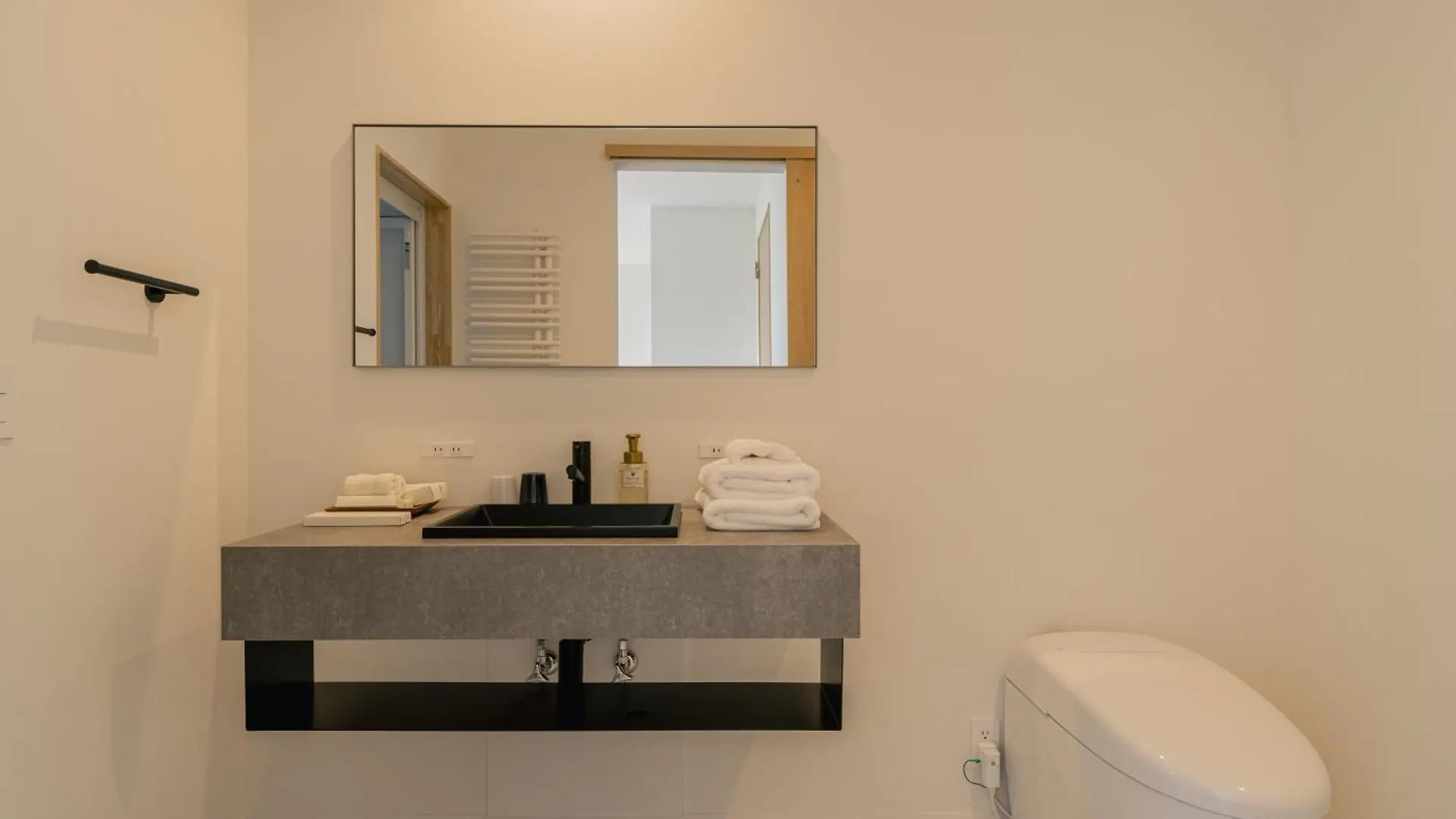 Hotel Miru Niseko Kutčan 4*,